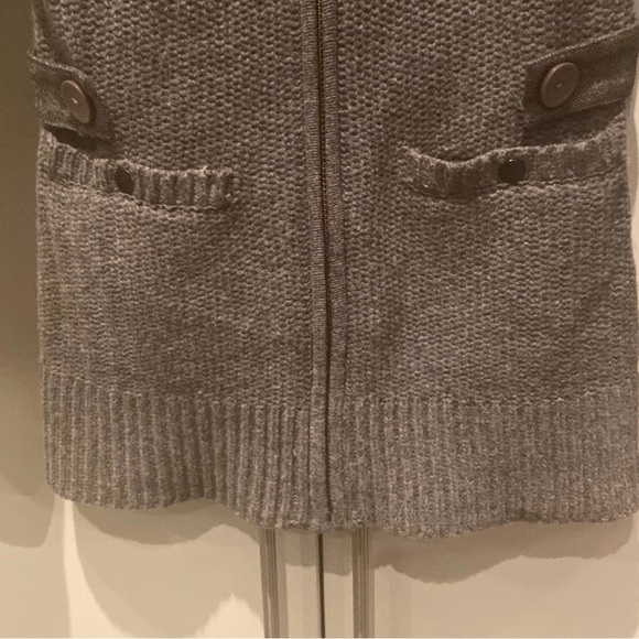 Nobis Cartigan Zip Up Grey Lambs Wool Knit with Tweed accents - Picture 9 of 16